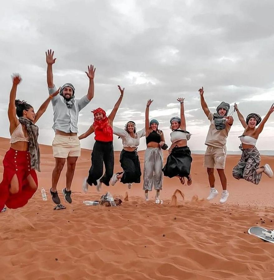 Sahara Luxury Tented Camp เมอร์ซูกา ภายนอก รูปภาพ